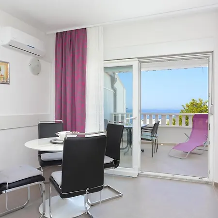 And With Parking Space - 19786 3*