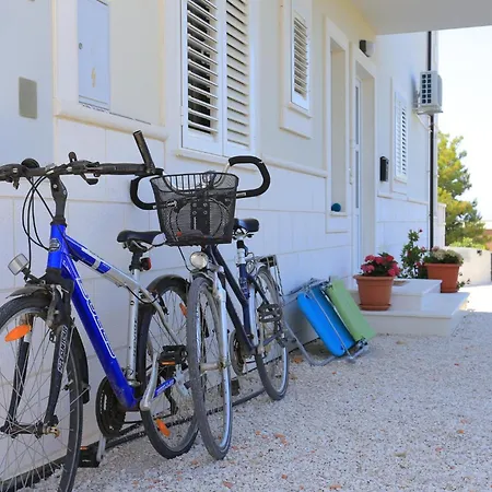 And With Parking Space - 19786 3*