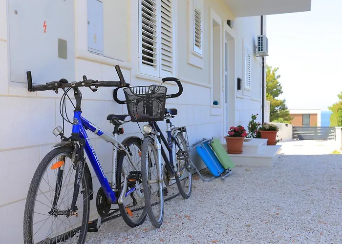 And With Parking Space - 19786 3*